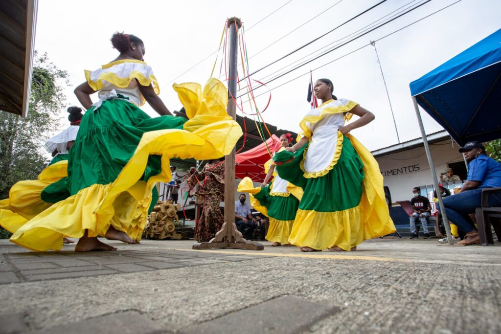 Bocatoreños reciben proyecto turístico y cultural