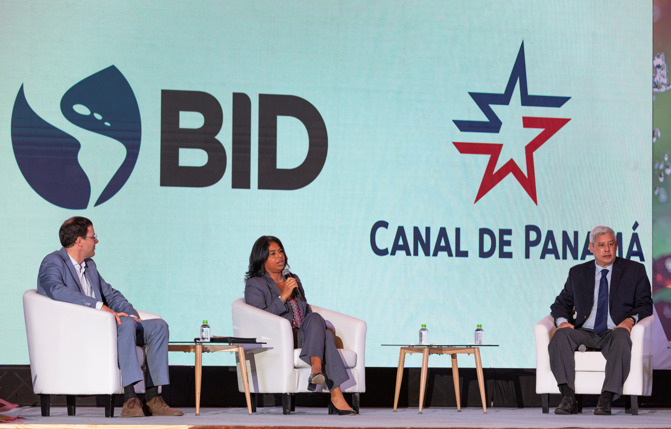  Canal de Panamá recibe apoyo del BID 