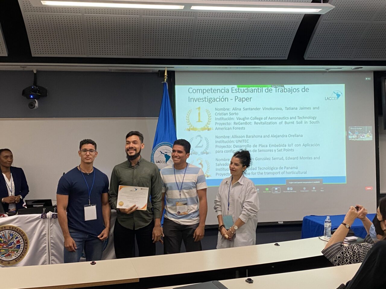  Panameños se destacan en conferencia de ingeniería 