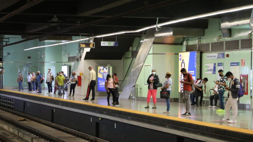 El Metro te acerca al desfile de Navidad 2022