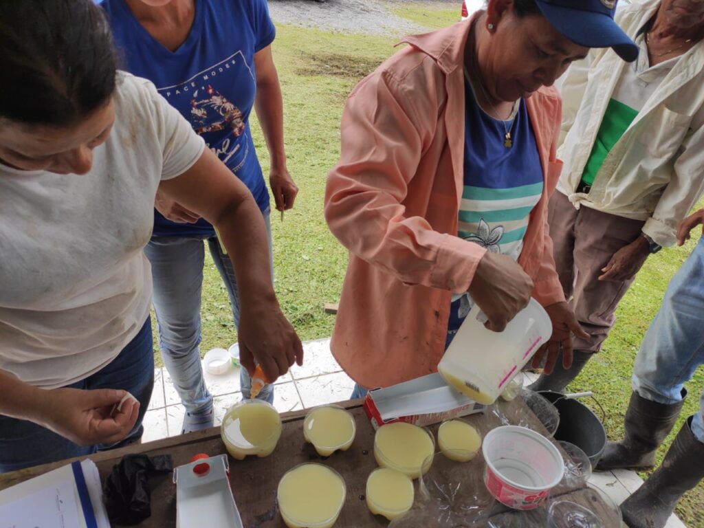 Capacitan a más de 3 mil habitantes en gestión ambiental