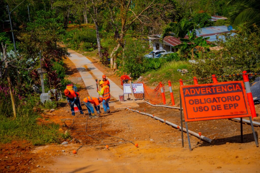 Saneamiento de Panamá inspecciona obras en Arraiján