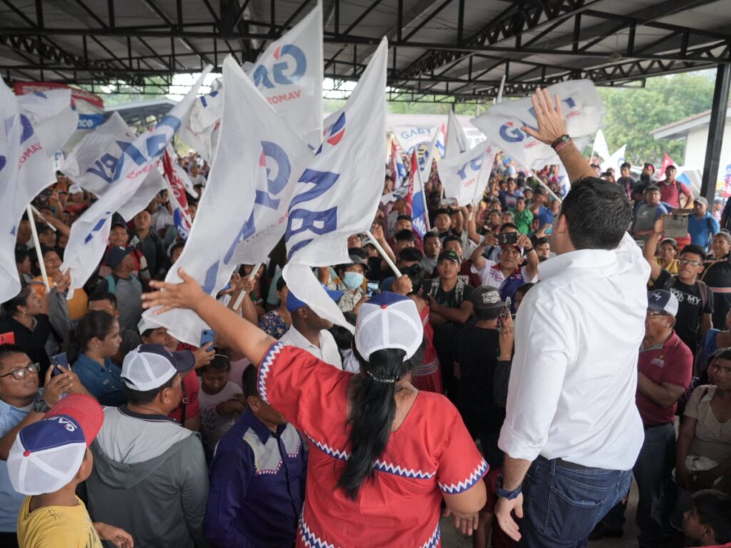 La Comarca Ngabe Buglé brinda calurosa bienvenida a Gaby