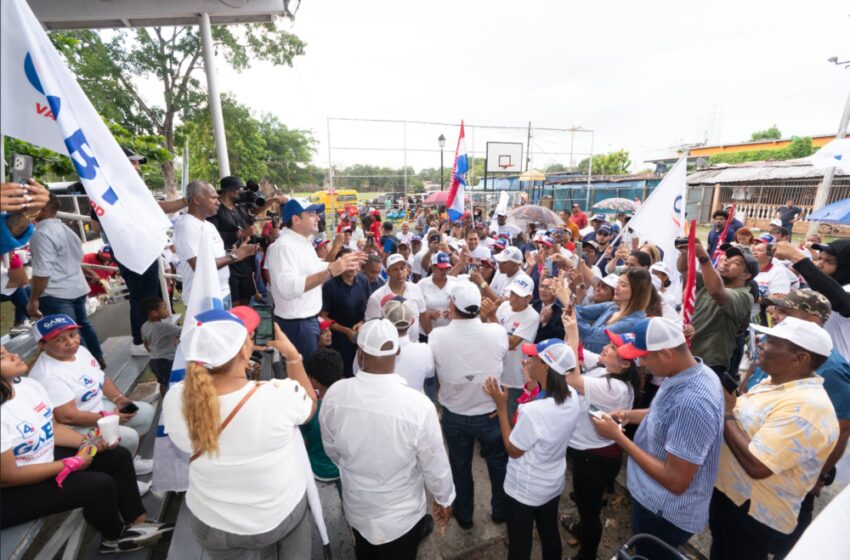  El recorrido del triunfo de Gaby llega a tres áreas de la capital