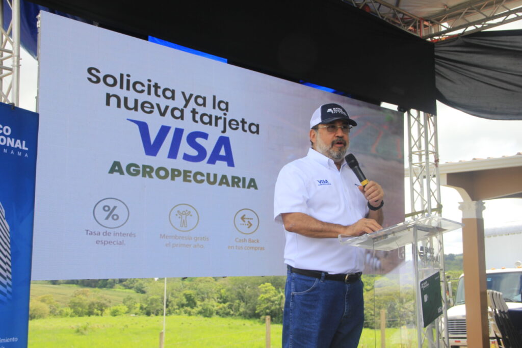 Banco Nacional presenta nueva tarjeta VISA para el sector agropecuario