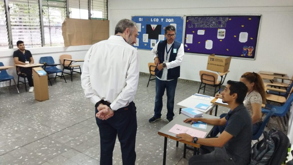 Observadores Internacionales en primarias del partido RM