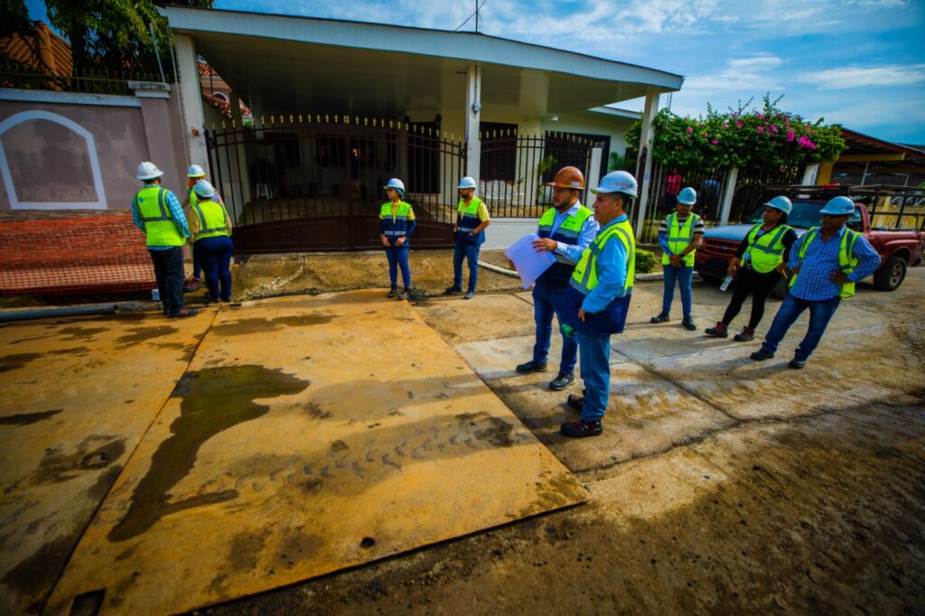 Saneamiento de Panamá supervisa obra