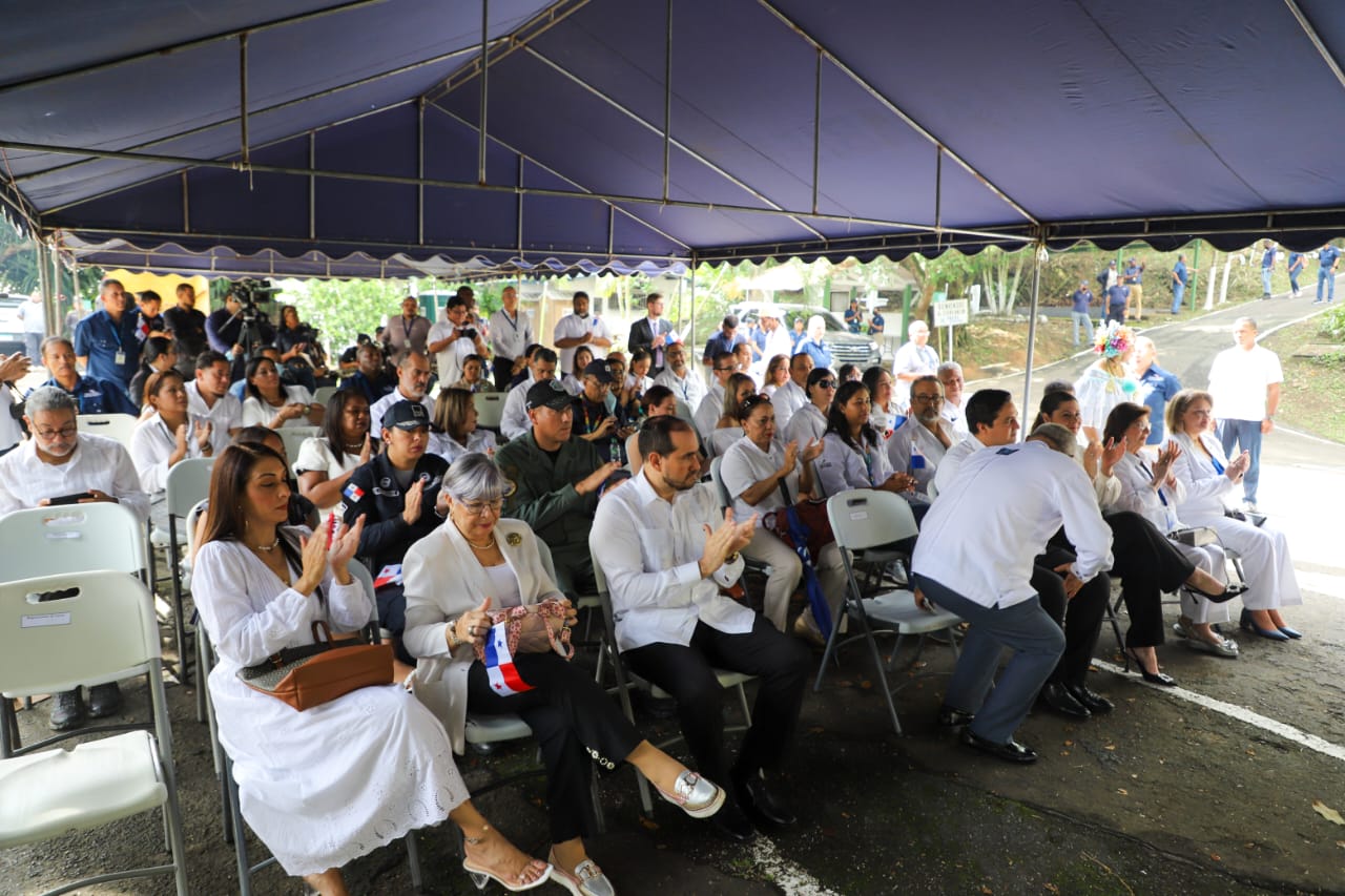 MiAMBIENTE recibe administración de área de Cerro Ancón