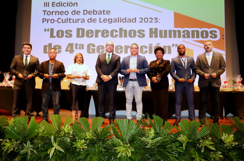  USMA gana III Torneo de Debate Derechos Humanos de 4ta Generación