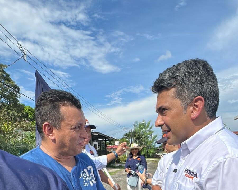 Ricardo Lombana reanuda sus caminatas en La Espiga de La Chorrera