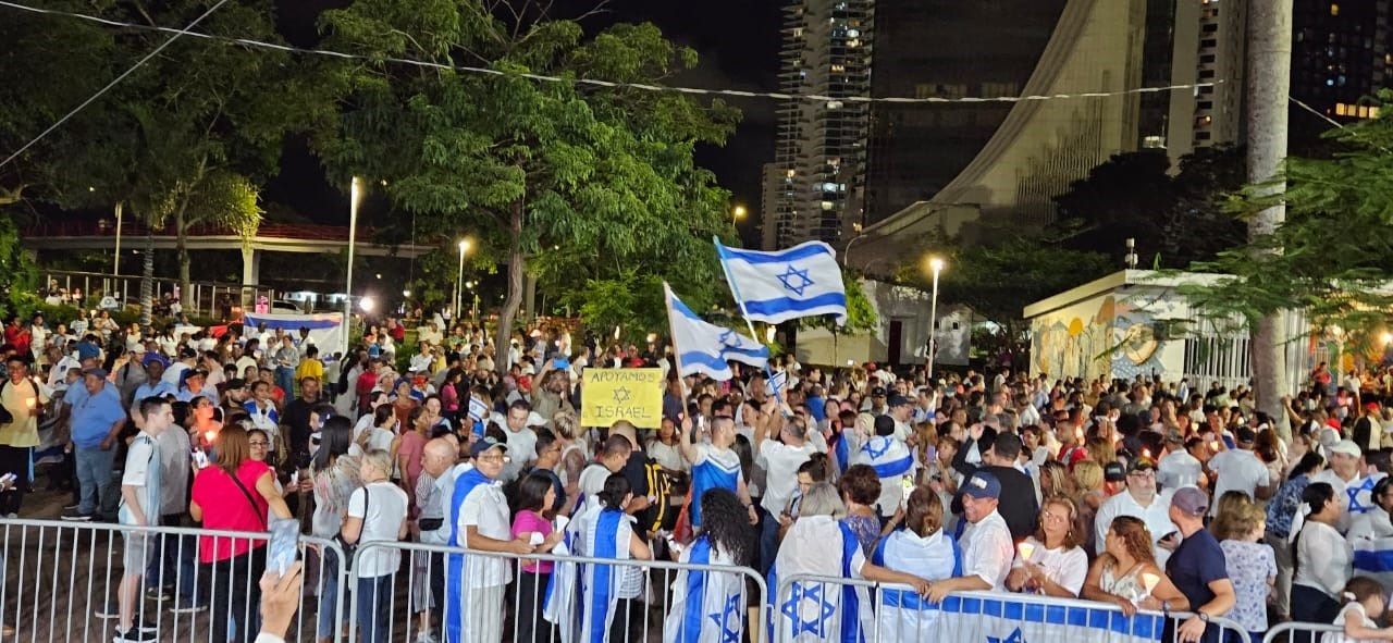 Masiva manifestación de solidaridad con Israel en Panamá