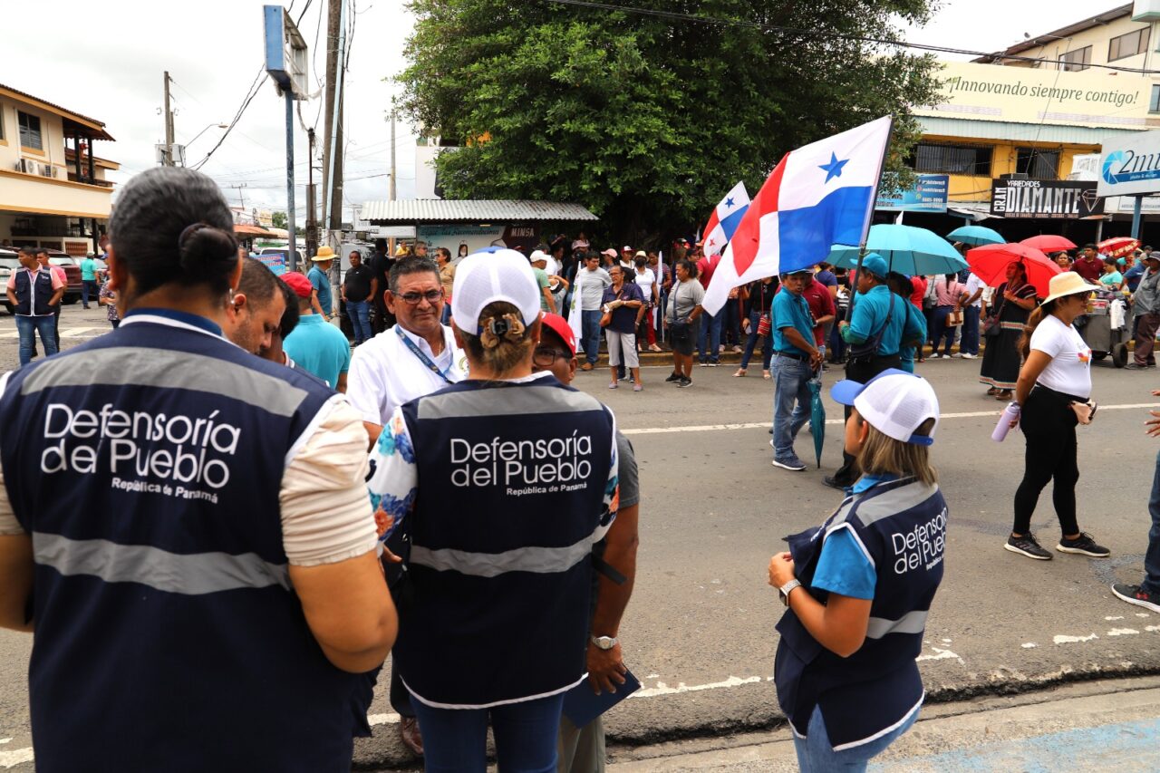 Defensoría reitera el llamado a la apertura de vías y al regreso a clases