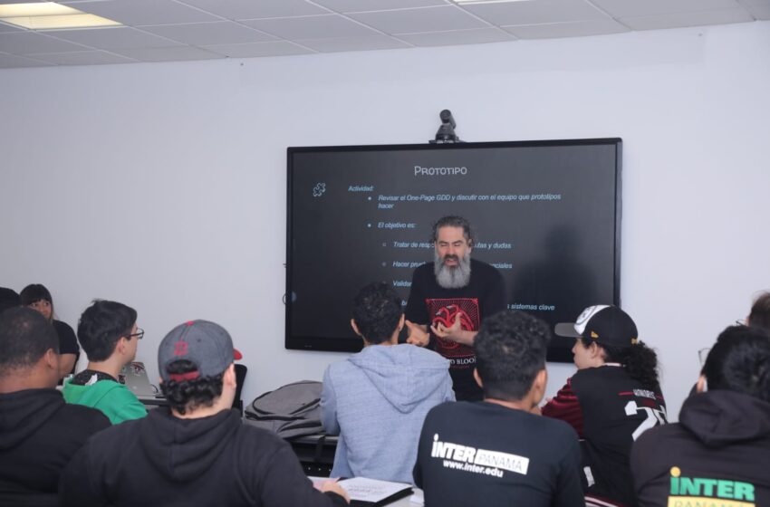  MiCultura Imparte Talleres en Desarrollo de Videojuegos