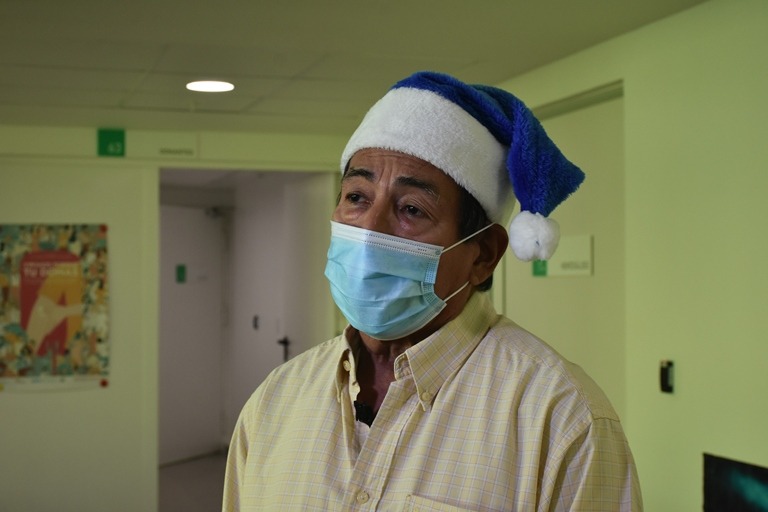 Pacientes de hemodiálisis festejan la Navidad