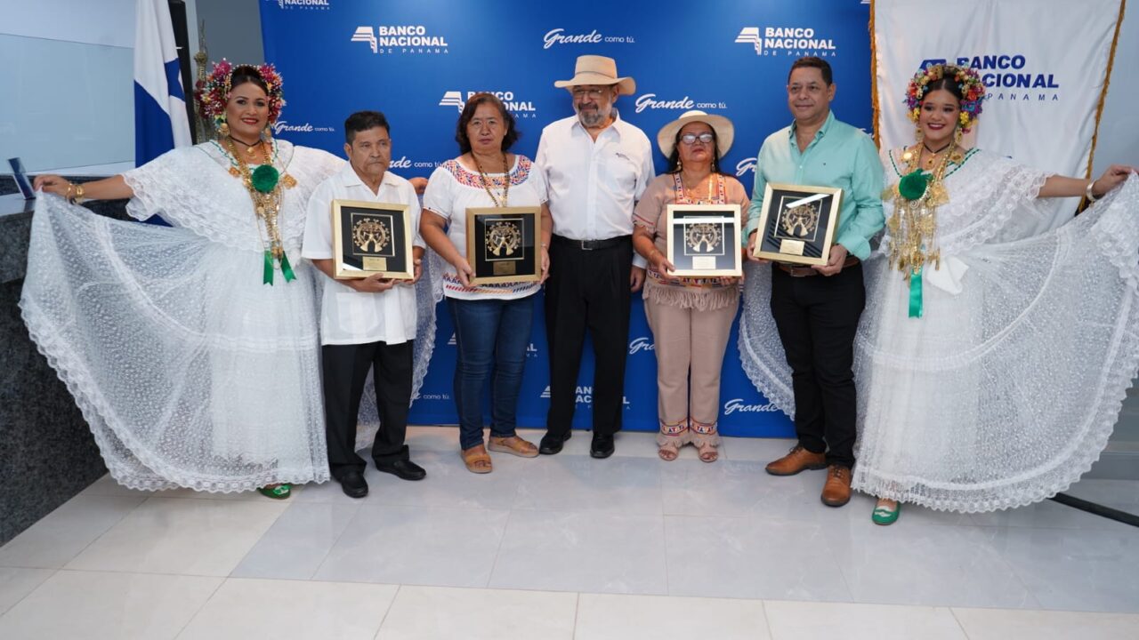 Banconal rinde homenaje a valores culturales de la provincia de Herrera