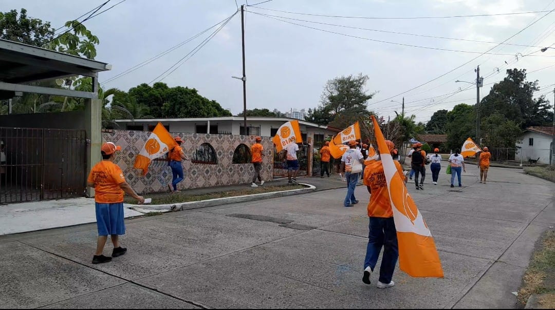 Candidatos de PAIS intensifican sus actividades políticas