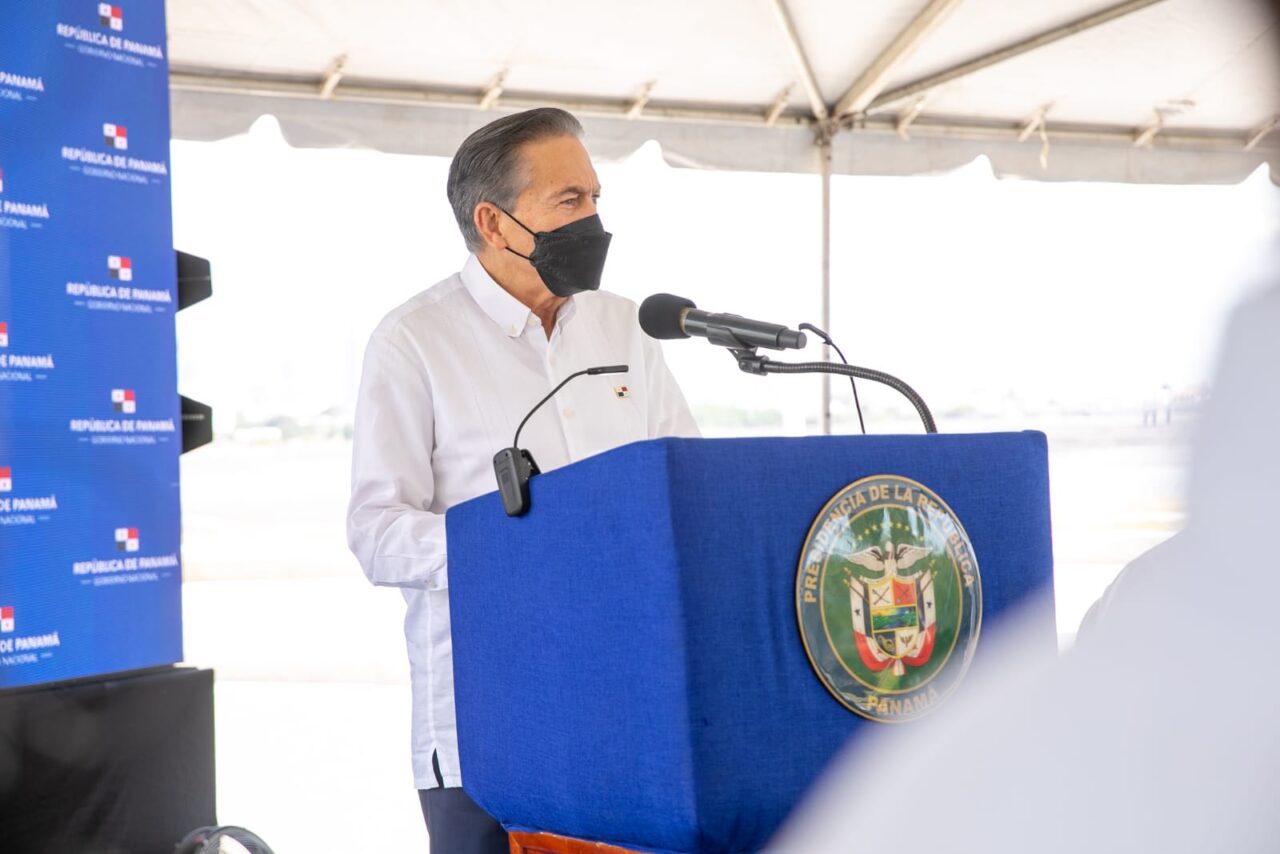 Presidente Cortizo nombra ‘Torrijos-Carter’ al nuevo viaducto marino