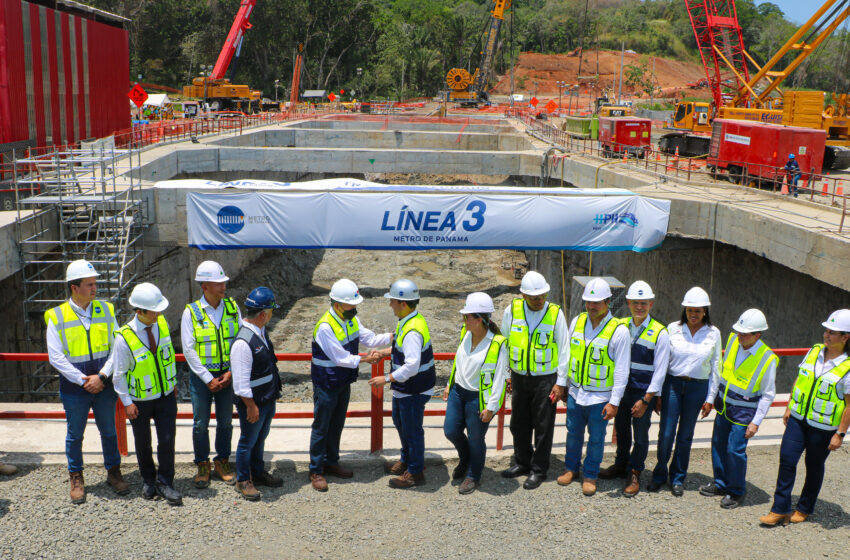  Avance de 50% de la Línea 3 del Metro