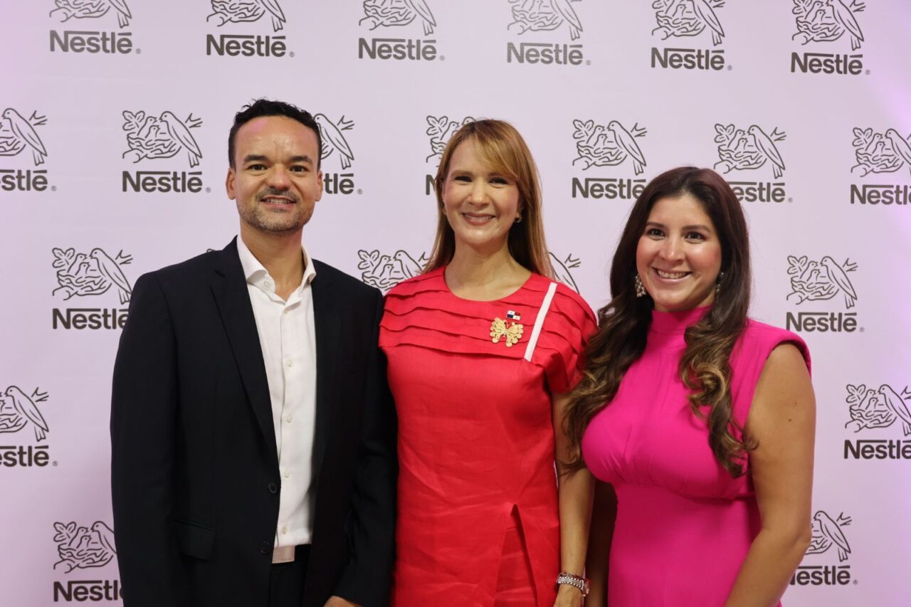 nestle-es-condecorada-con-el-reconocimiento-mariposas-de-paz