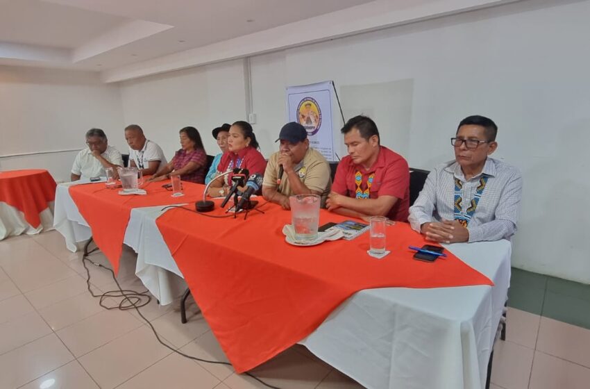  Indígenas celebran la clausura de la empresa Sinclair Oil en Darién