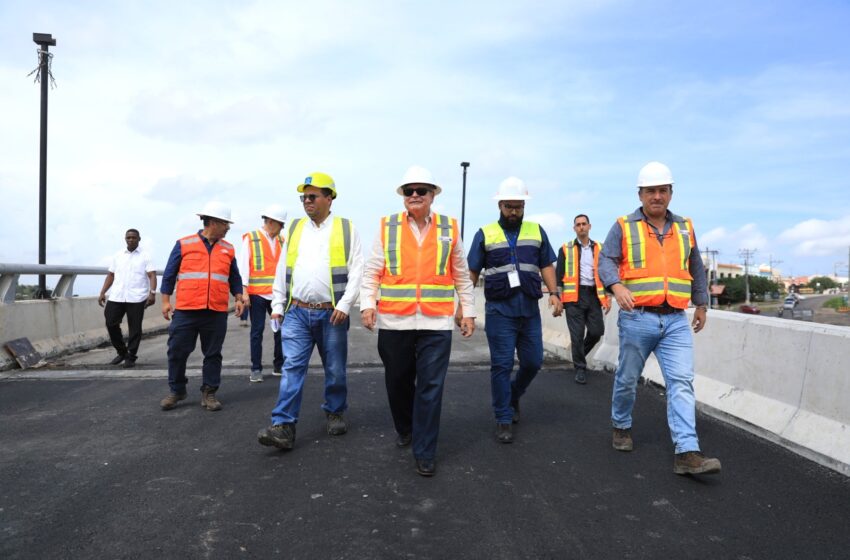  Ministro del MOP realiza inspección de la vía Puente de Las Américas – Arraiján