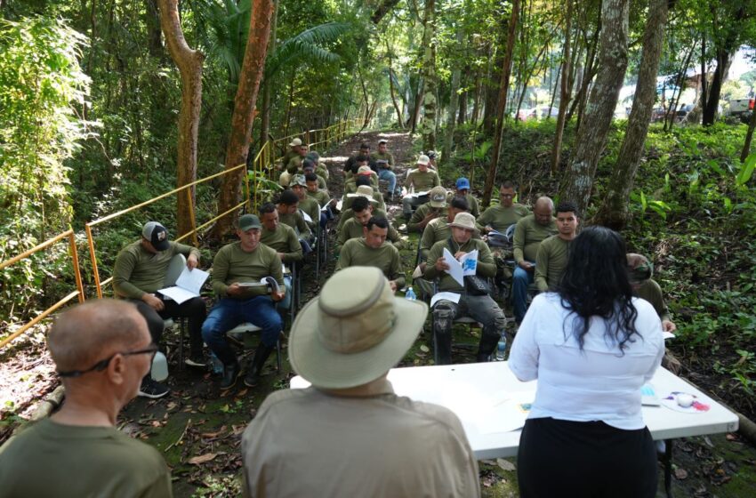  MiAmbiente inicia el primer curso básico de adiestramiento de guardaparques