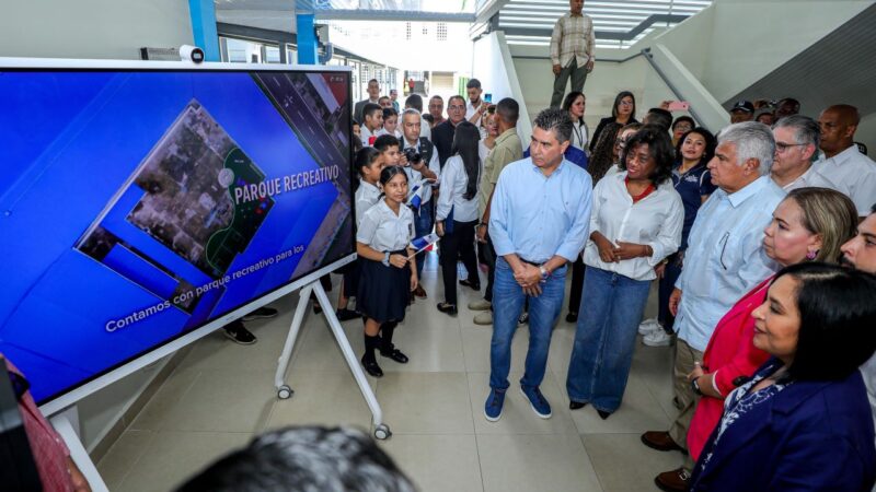 Nueva escuela en Chiriquí: Mulino hace la entrega oficial