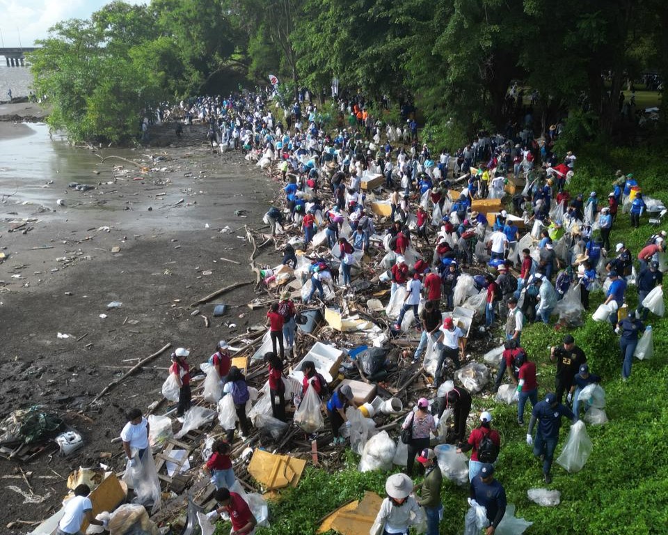Panamá Viejo se limpia: MiAMBIENTE encabeza gran jornada nacional