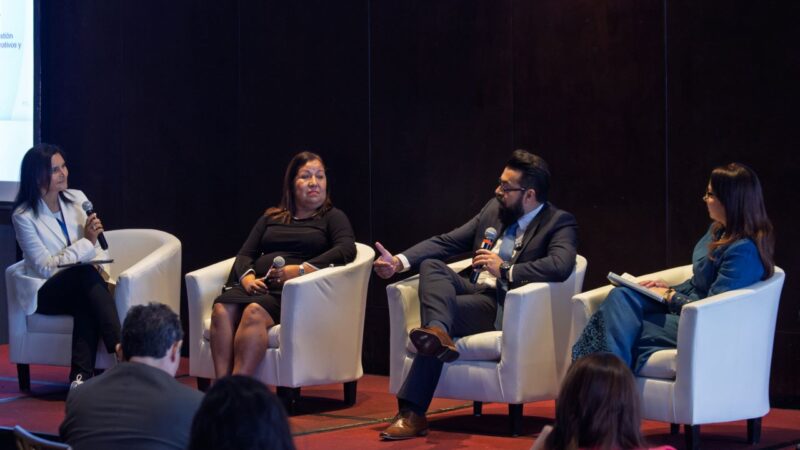 Panamá analiza los retos del liderazgo en tiempos de cambio