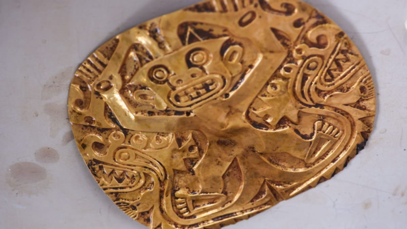 Excavación en Tumba 3 El Caño descubre tesoro arqueológico milenario