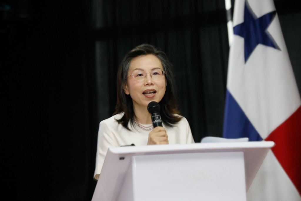 embajadora de china