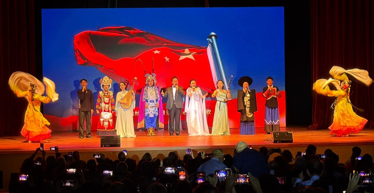 China y Panamá fortalecen su amistad con gala cultural