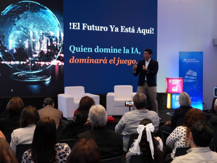 Banconal impulsa innovación y ética en foro de comunicación