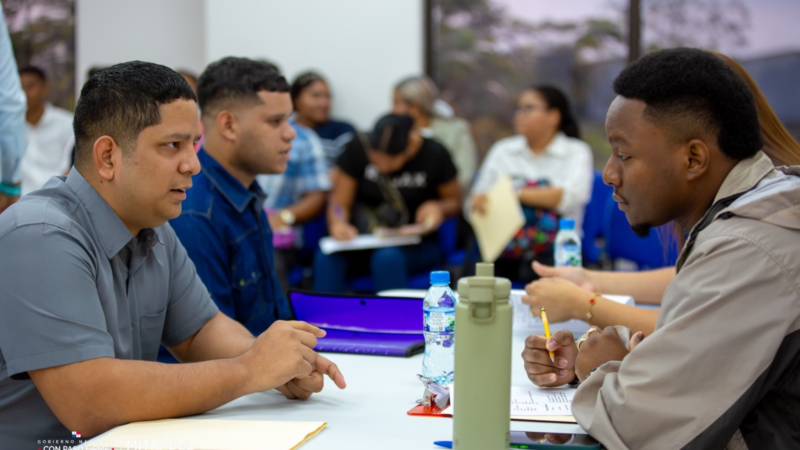 Mitradel crea oportunidades laborales en cuatro provincias a través de Empleos Panamá