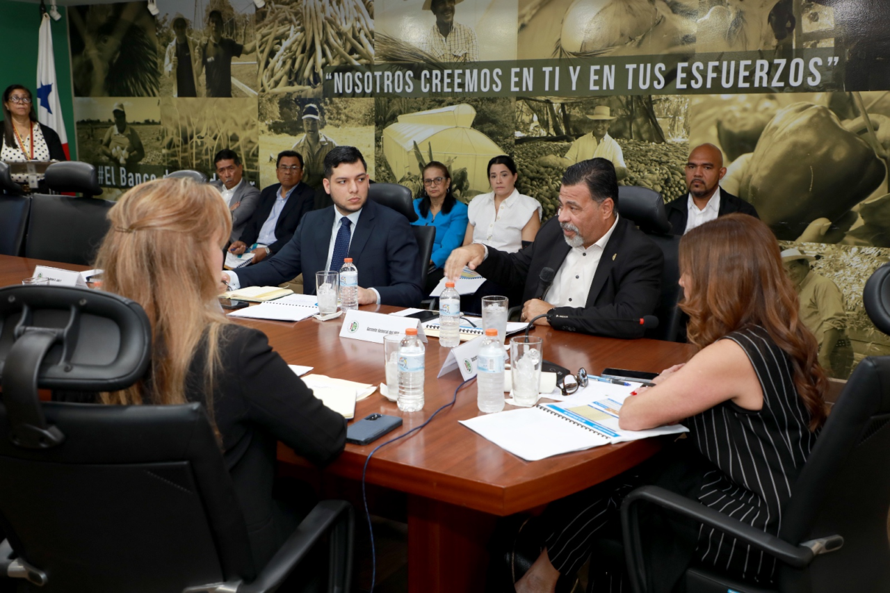BDA aprueba hasta B/.20 millones en créditos para pequeños productores