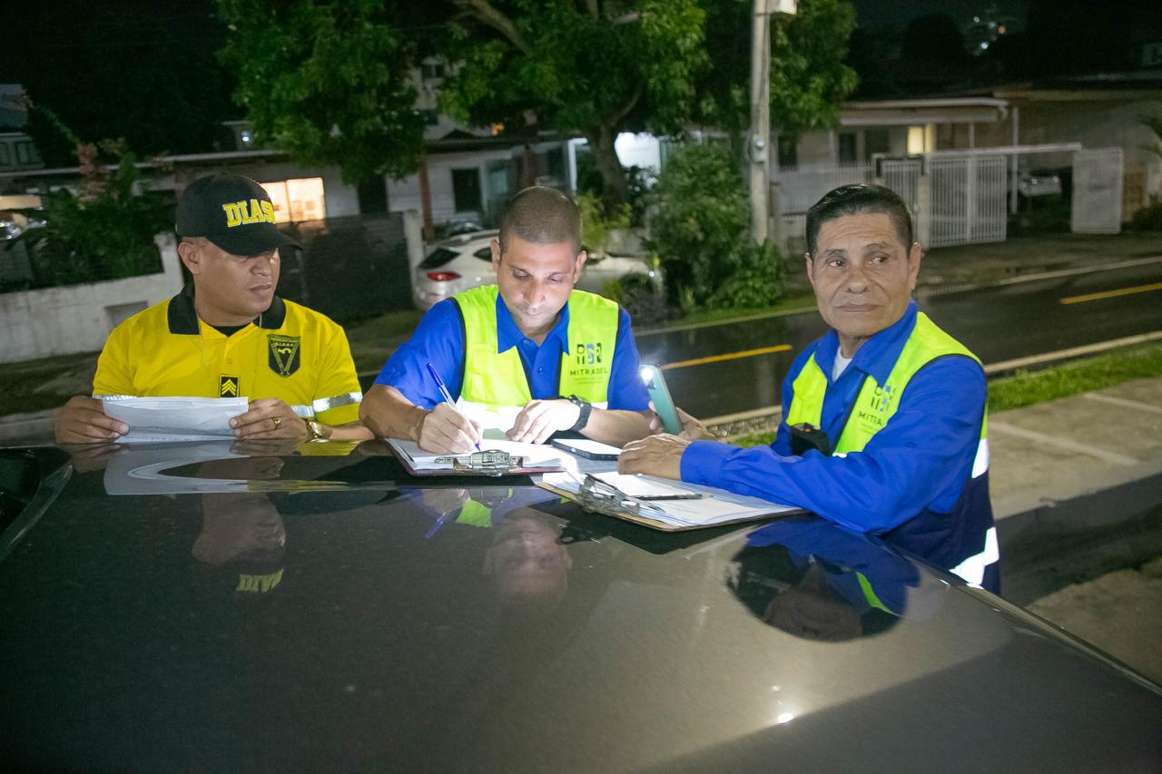 Mitradel detecta a tres extranjeros sin permiso de trabajo ejerciendo labores de seguridad en la ciudad capital