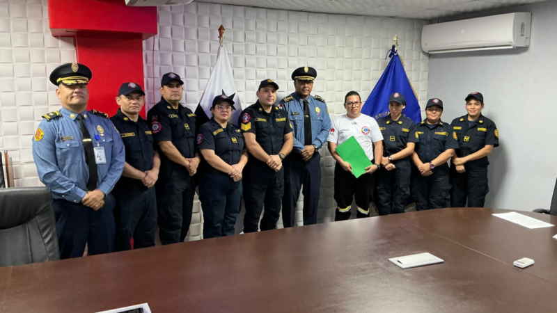 Bomberos de Panamá y paramédicos de SAMER alcanzan un acuerdo